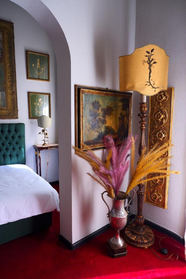 Dimora Pacini Apartment คาตาเนีย ภายนอก รูปภาพ