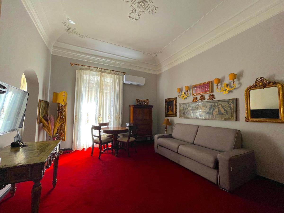 Dimora Pacini Apartment คาตาเนีย ภายนอก รูปภาพ